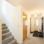 Very Comfortable And Welcoming Live In Hosts לינה וארוחת בוקר לידס