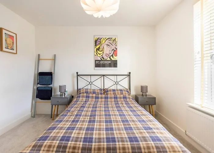 Very Comfortable And Welcoming Live In Hosts Leeds (West Yorkshire)