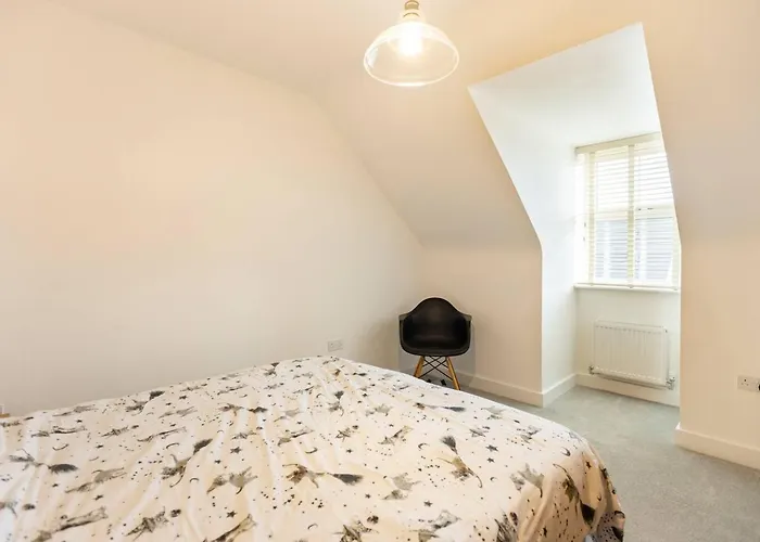 Very Comfortable And Welcoming Live In Hosts *